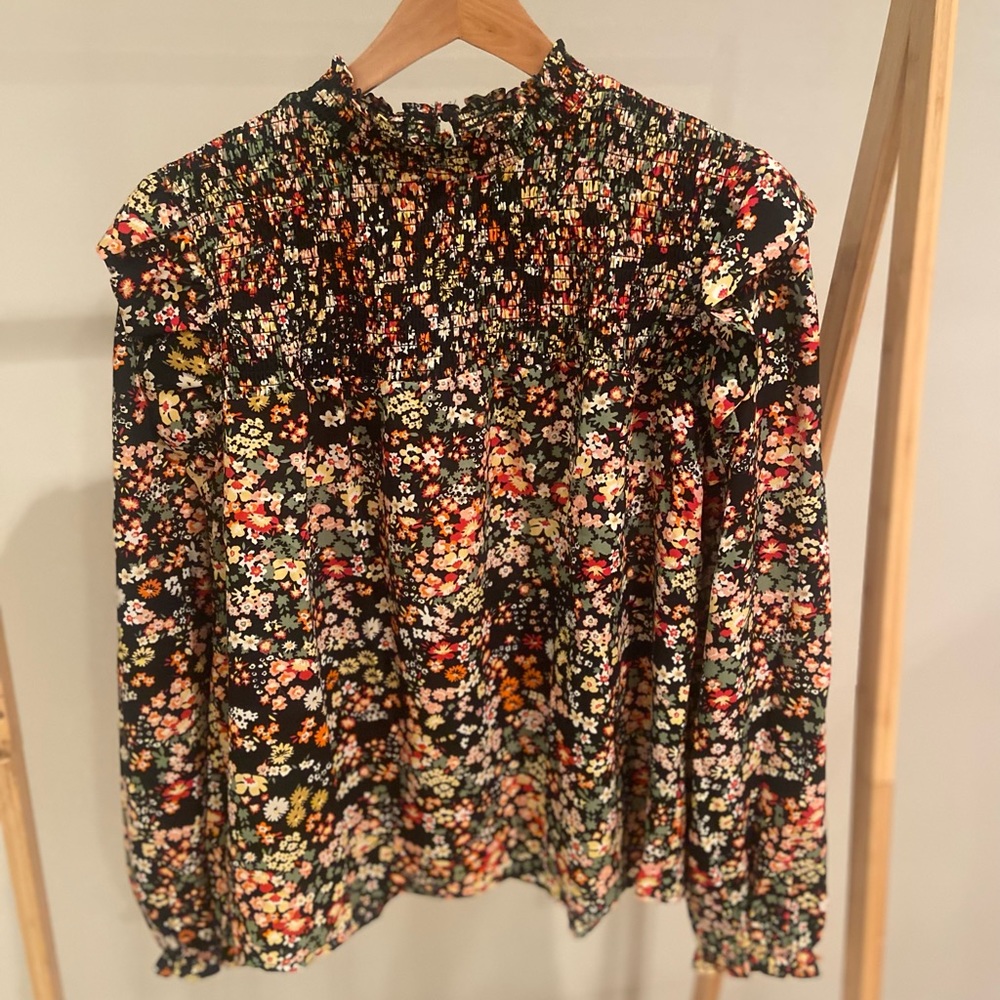 Brand new blouse never won tag still on